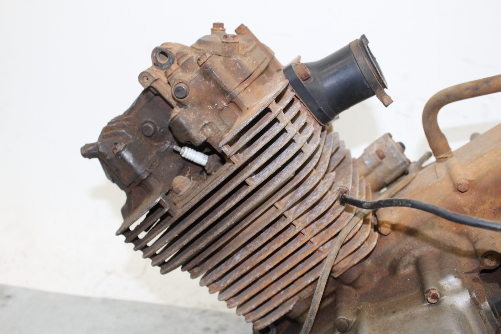 SUZUKI LT300 QUADRUNNER QUAD RUNNER ATV ENGINE MOTOR BLOCK CASES 80'S LT 300