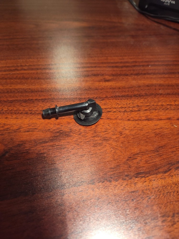 Jura ENA micro 9 Fluid connector fitting working pull