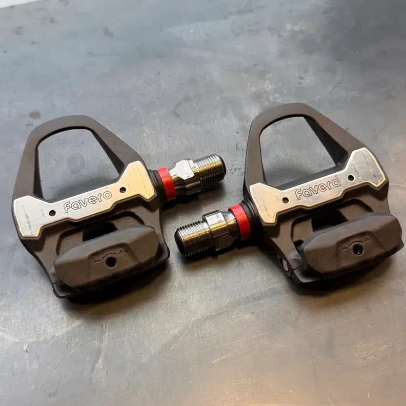 Paverro Accioma Pro RS-2 Power Meter & Clipless Pedals Official