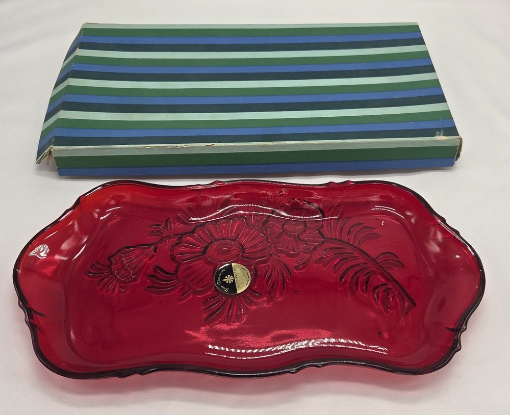Jeannette Red Tray Flower Pattern in original box Never Used
