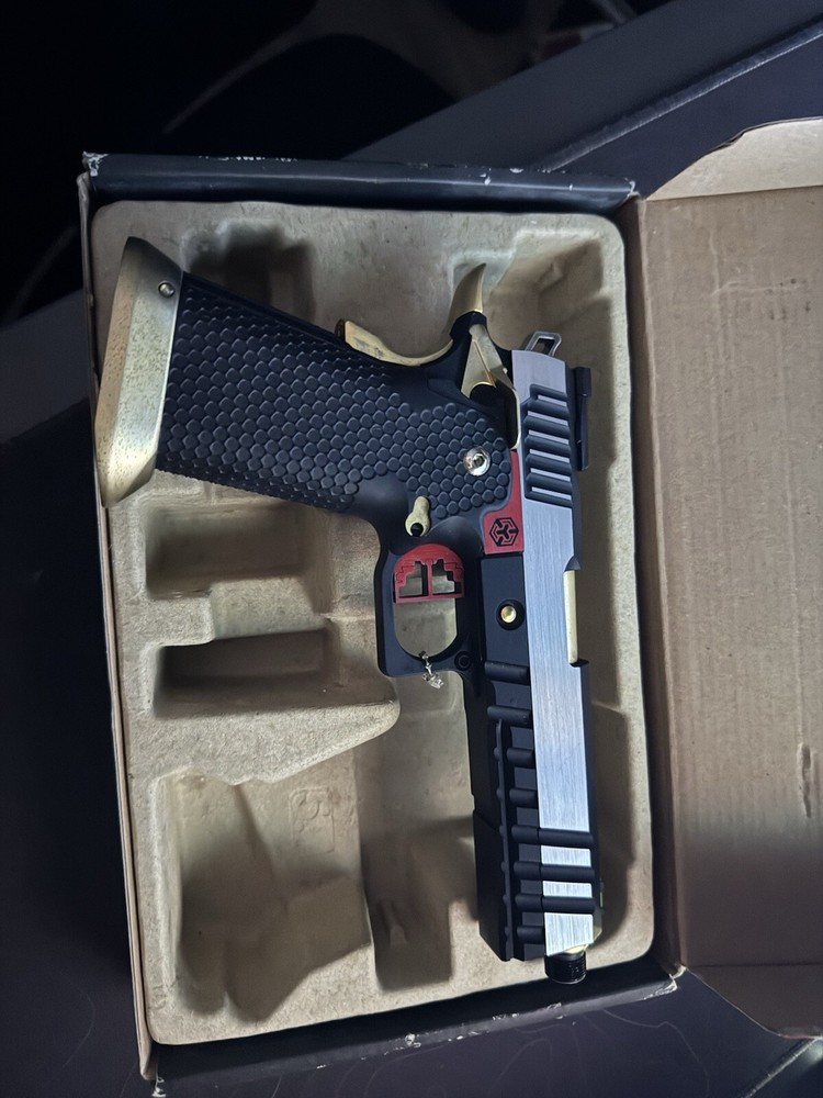 AW custom AIRSOFT GUN