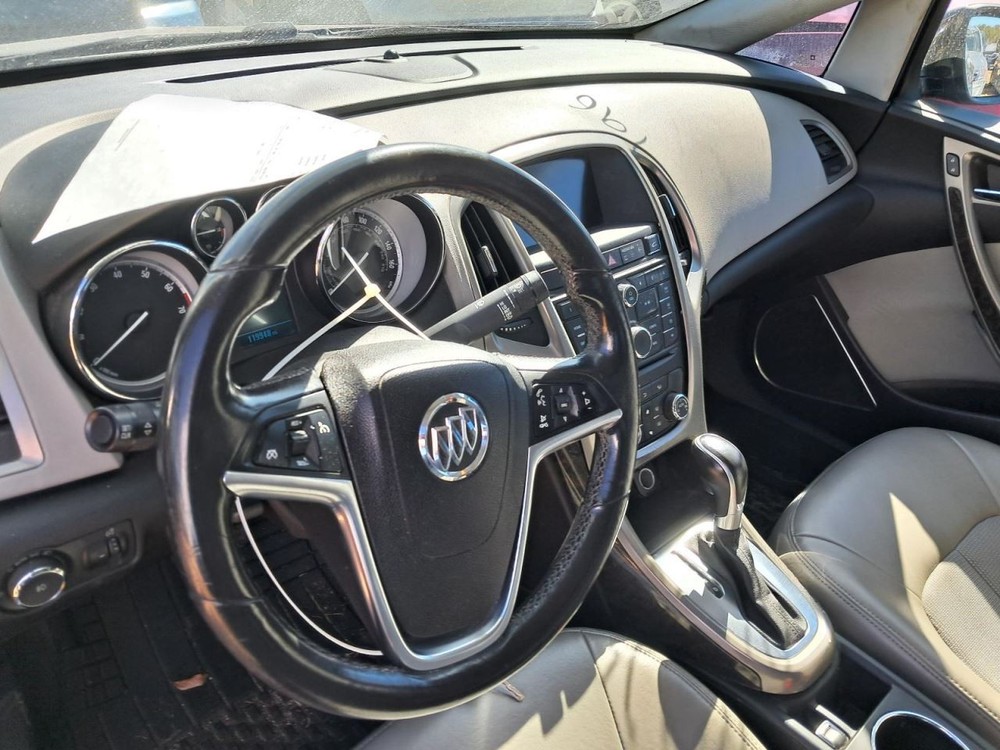 VERANO 2013 Glove Box 4827005