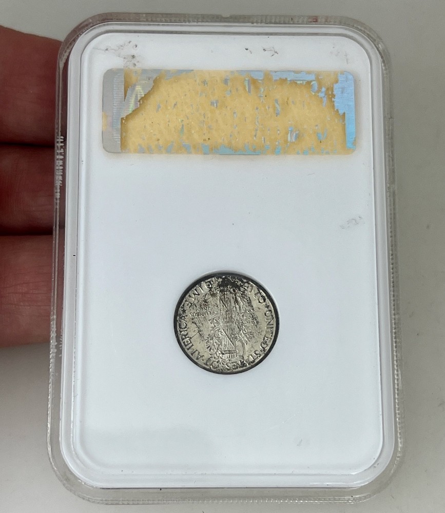 1939 D Mercury Dime MS67 NGC - 95561