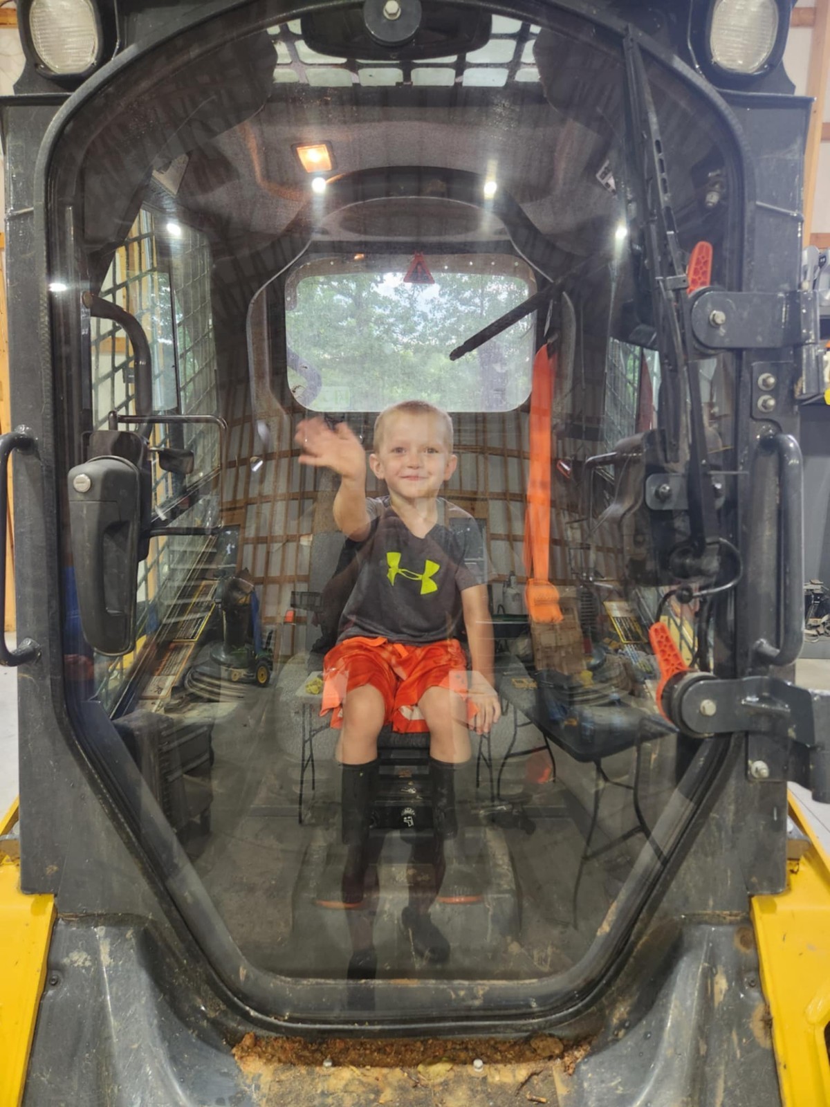 JOHN DEERE G SERIES CAB DOOR T344818 1/2" TINTED OPTIC ARMOR 324 325 330 331 333