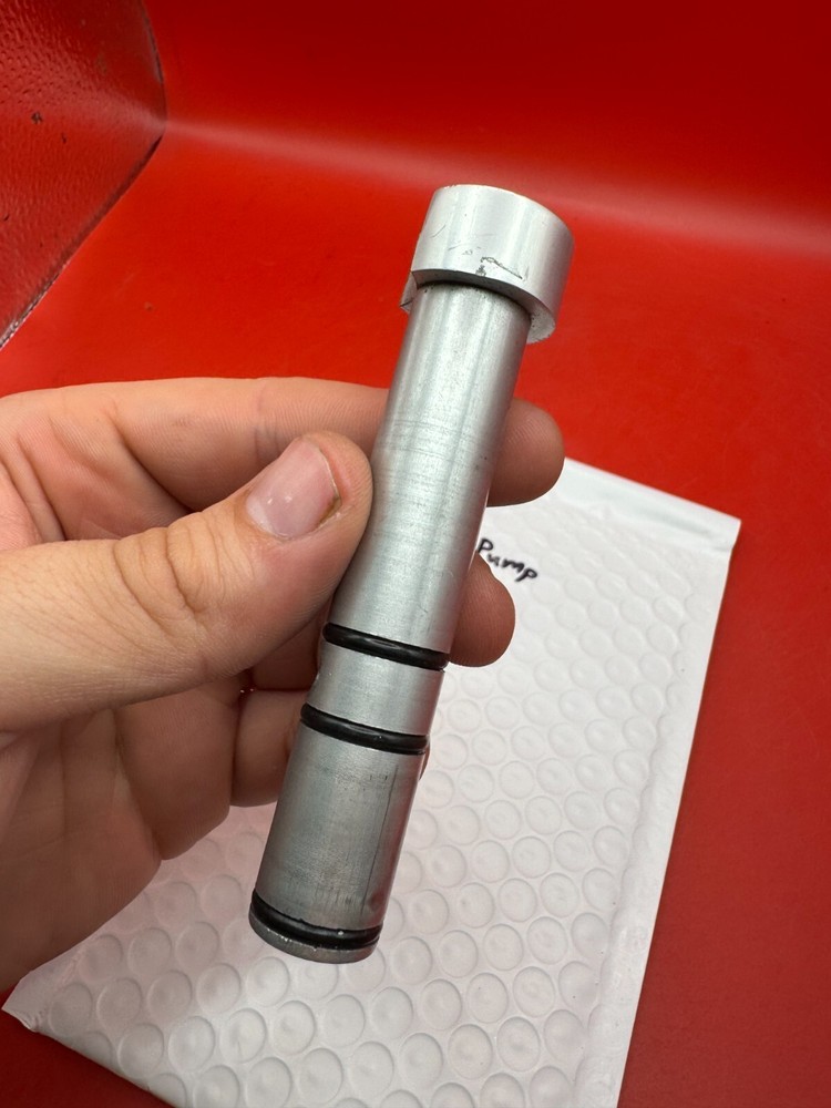 STP Sterling Pump Bolt