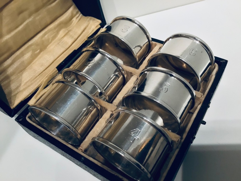 Cased Set 6 Solid Silver Napkin Rings, Birmingham 1914