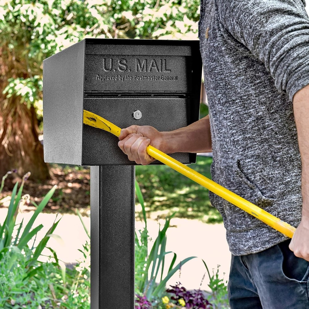 Locking Security Mailbox Large Curbside Mailbox with Key for Home Black