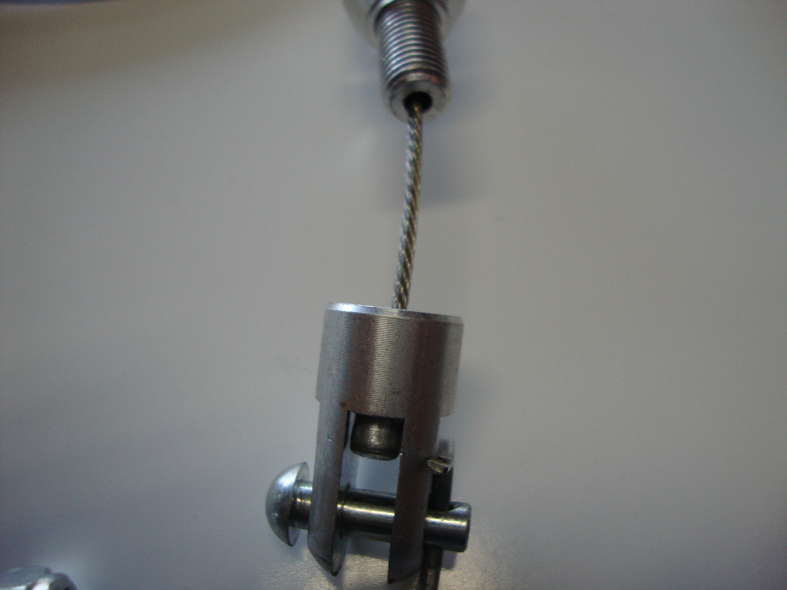 STAINLESS STEEL THROTTLE, 727 KICK DOWN CABLE AND BRACKET KIT #6054/6055/#6056