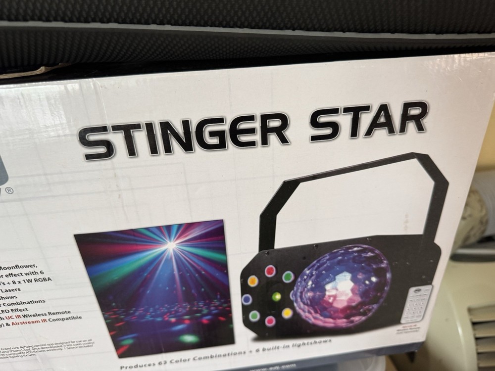 Stinger Star LED Effect Light Multicolor Color Mixing Wireless Remote DJ