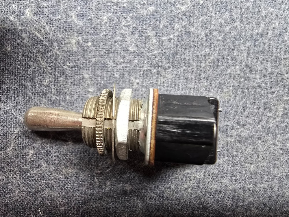 Hallicrafters S-108 Ham Radio Receiver Part - Noise Limiter Selector Switch