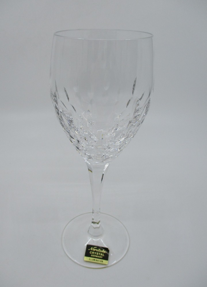 NORITAKE ILLUMINATION WINE GLASS - 7 1/2"  0206G