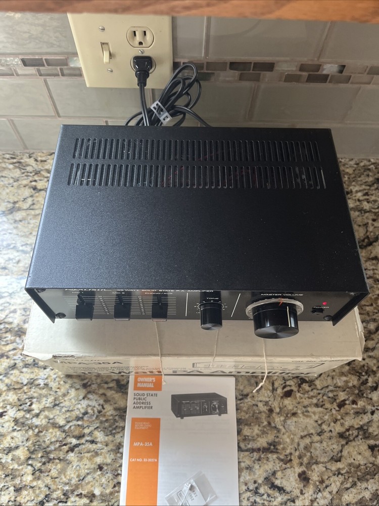 Realistic MPA 35A Public Address Amplifier 35 Watt Model 32-2027A Solid State