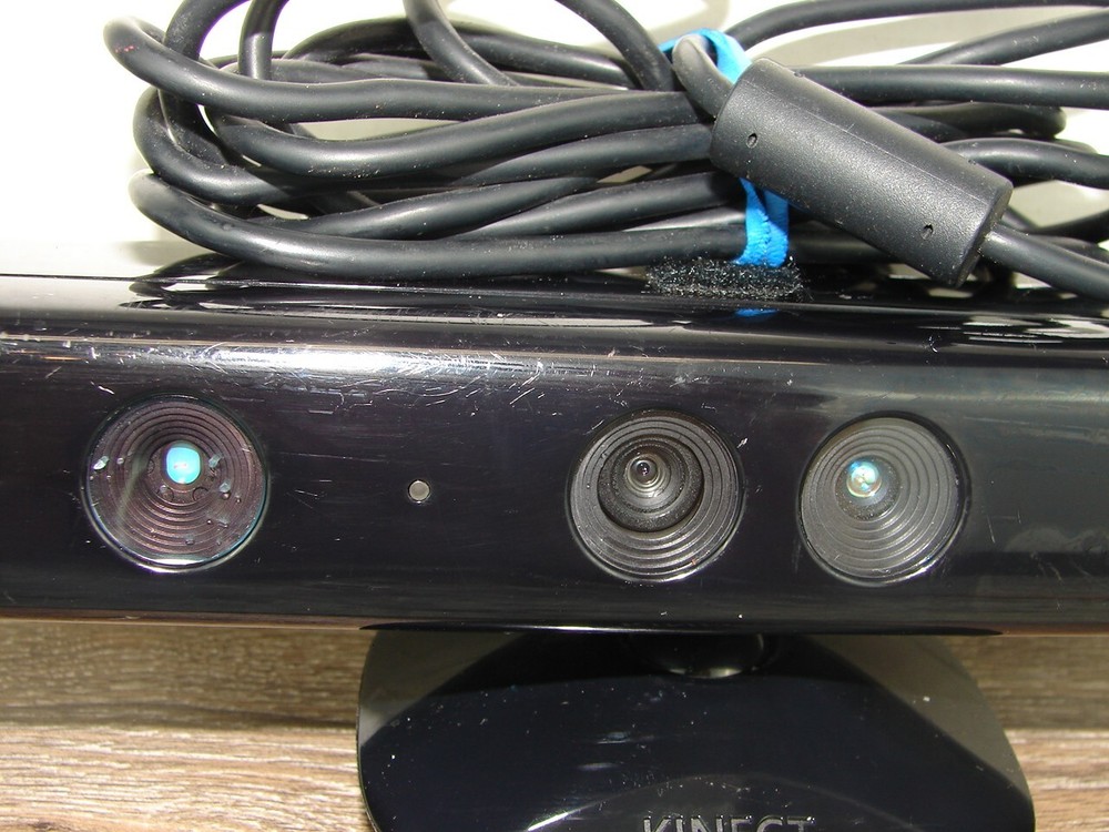 Microsoft Xbox 360 Kinect Model 1414 Untested