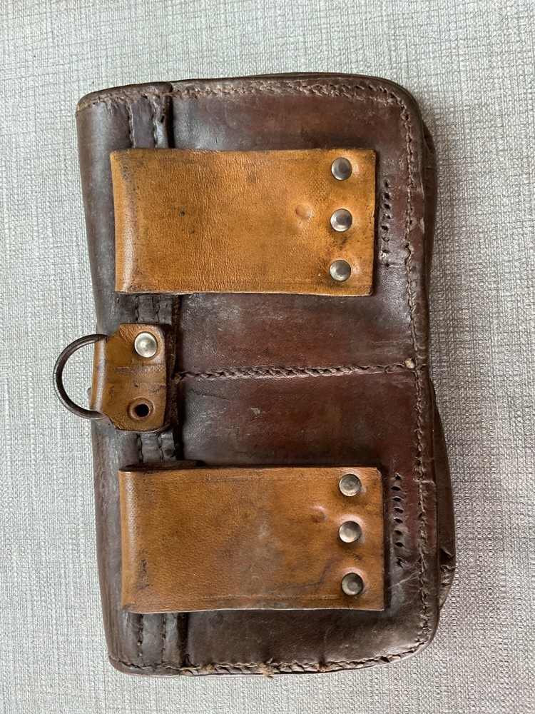 ww1 British Leather ammo pouch