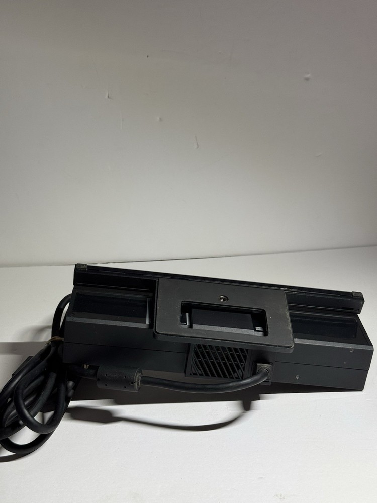 Microsoft Xbox One Kinect Wired Motion Sensor Model 1520
