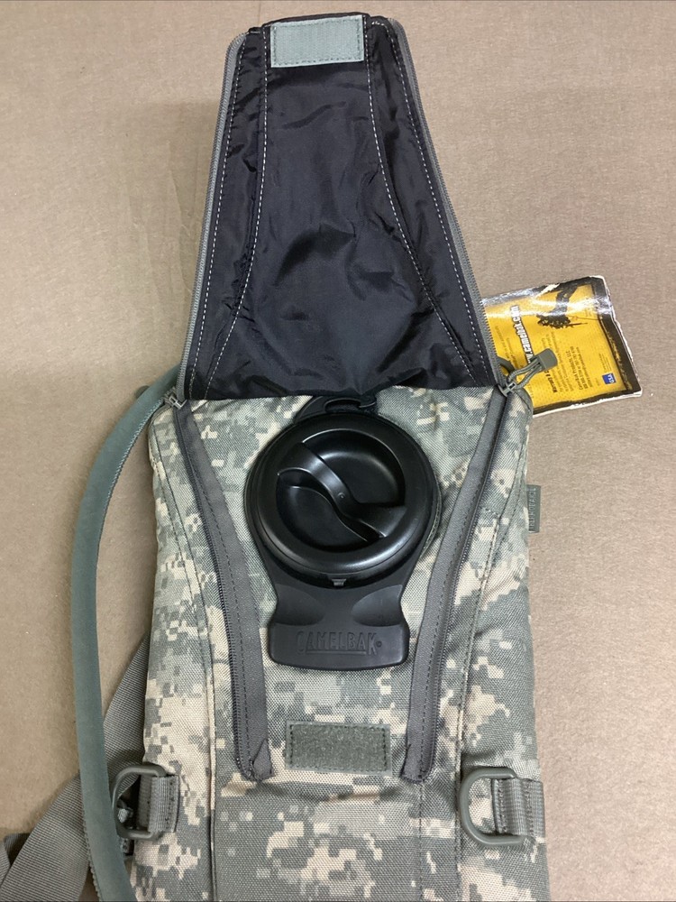 Camelbak Thermobak 3 L Hydration Pack ACU BNWT Water
