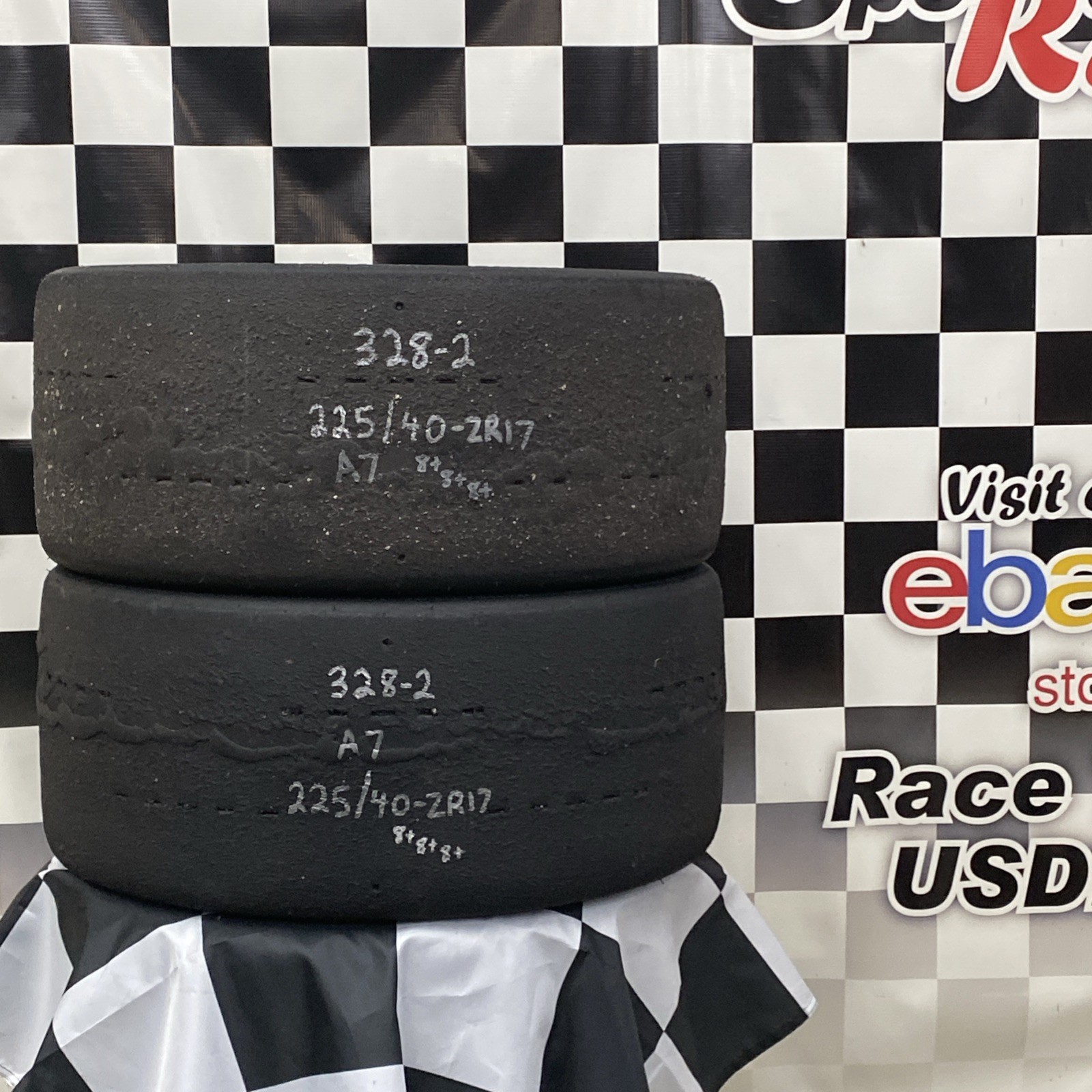 328-2 USDRRT HOOSIER DOT Road Race / Auto-X Tires 225/40-ZR17 A7
