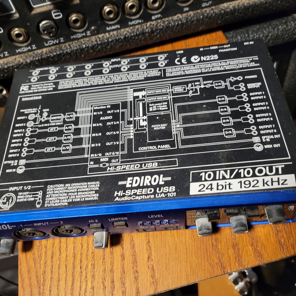 Roland EDIROL UA-101 Audio Recording Interface 24bit Interface 10 Inputs in/out