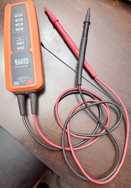 Klein Tools ET50 Electronic AC/DC Voltage Tester