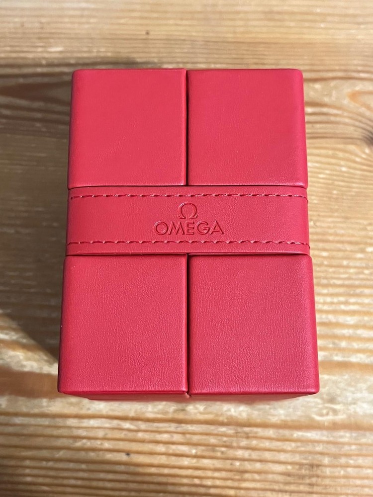 Omega Box(es) - Red - Genuine - New - Complete - Inner And Outer (Presentation)