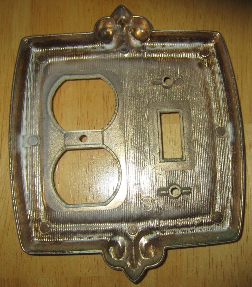 Vintage Socket Switch Plate Combo Metal SA