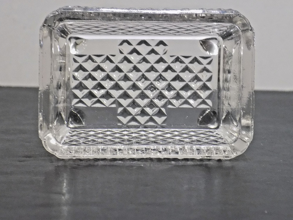 c1895 MANY DIAMONDS Pattern Clear EAPG 4-Toed Master Salt Cellar