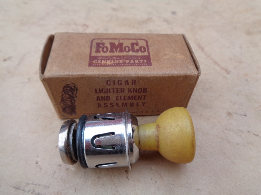 NOS 1950 Ford CIGAR / CIGARETTE LIGHTER Assembly Original Knob & Element