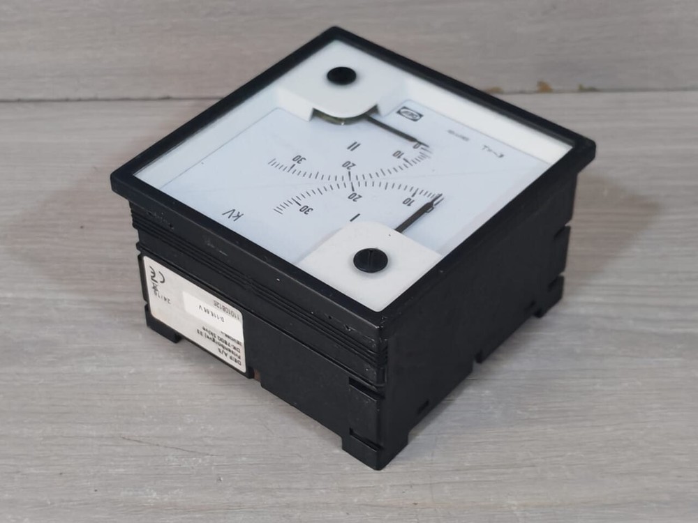 DEIF 2EVQ96 DOUBLE METER 33KV/110 V