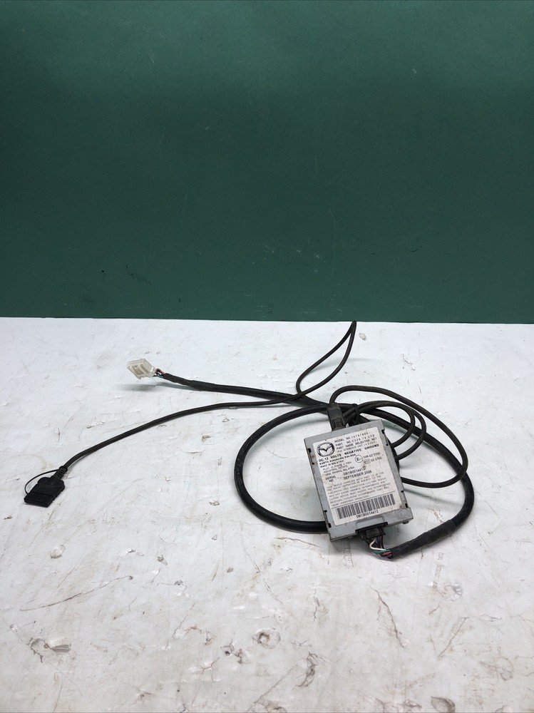 2009-2010 Mazda 6 IPod Interface Adapter Unit Control Module OEM
