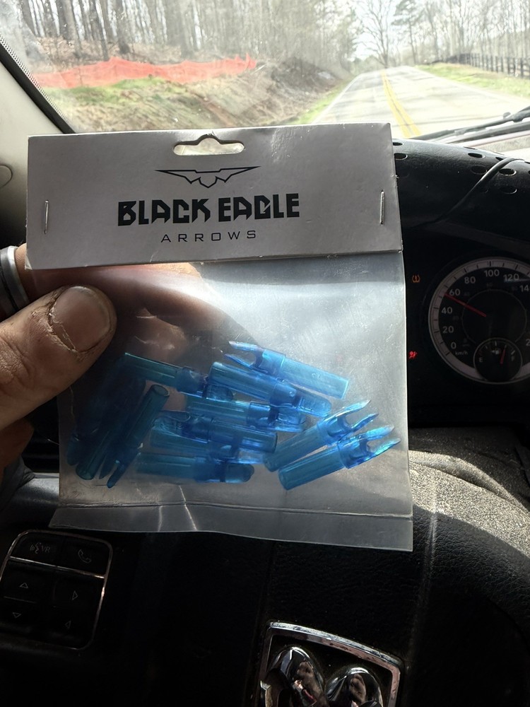 Black Eagle Standard Nocks - blue- 12pk - never opened