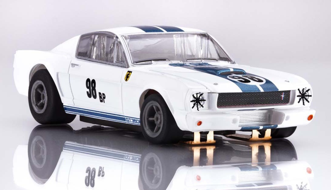 AFX Mega G+ Ken Miles Shelby GT350R Mustang B Production #98 HO Slot Car #22125