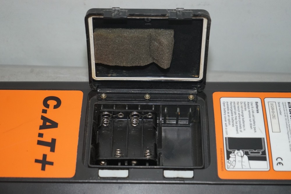 ^ Radiodetection C.A.T + Cable Locator #X5232