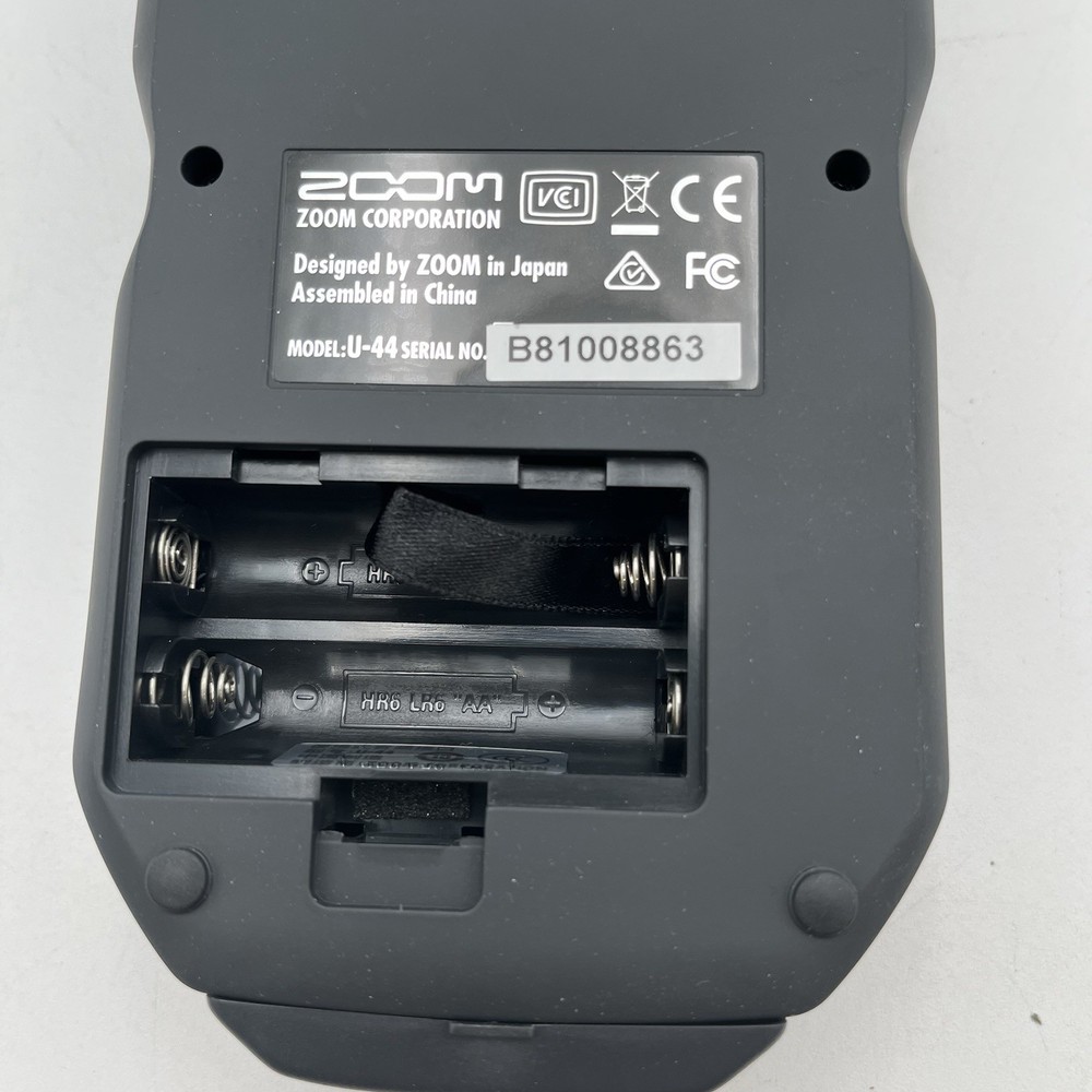 Zoom U-44 Compact 4-In/4-Out Handheld Audio Interface