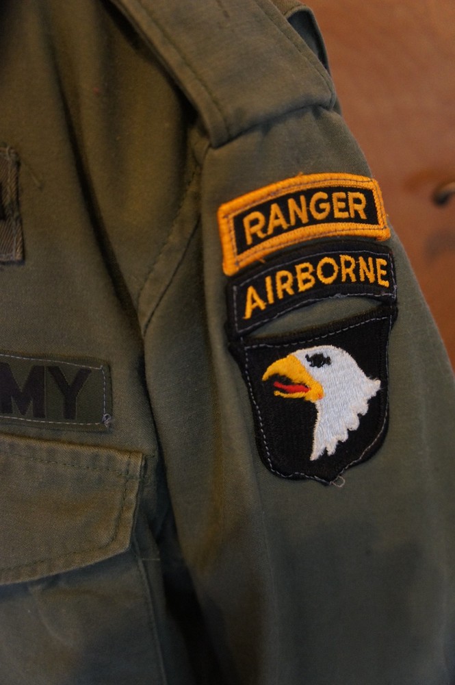 Authentic US Army Airborne RANGER Field Jacket Dated 1978 Size Medium Regular