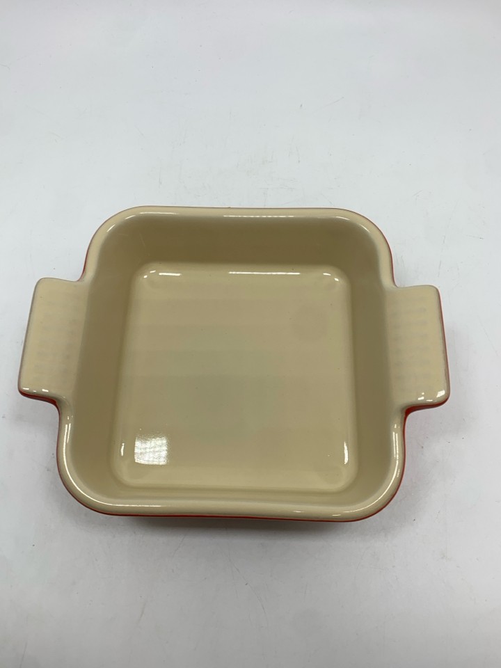 SQUARE STONEWARE DISH.