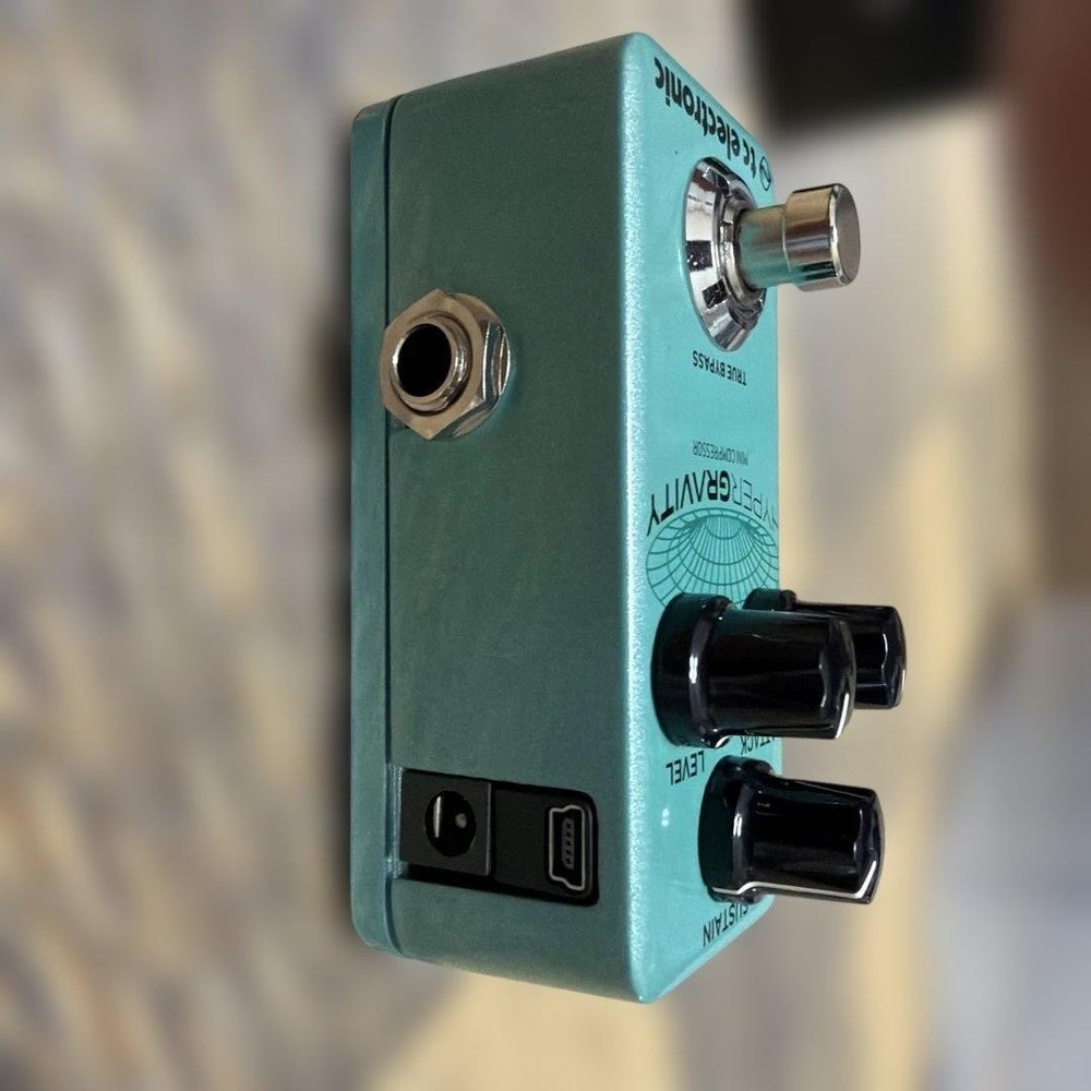 tc electronic HYPERGRAVITY mini compressor