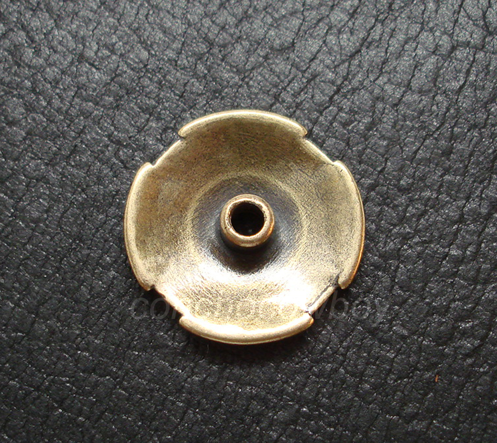 ANTIQUE BRASS CRAFT CELTIC CROSS CONCHO HORSE SADDLE CONCHO 1 inch screw back