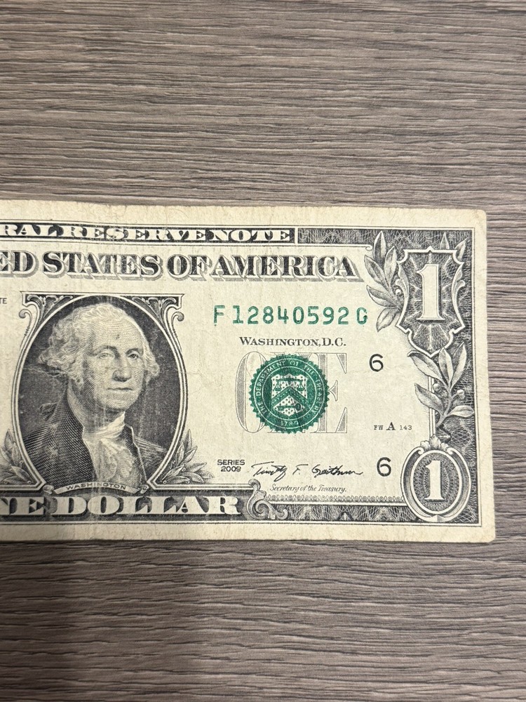 Over Ink Print Error 2009 $1 Dollar Bill