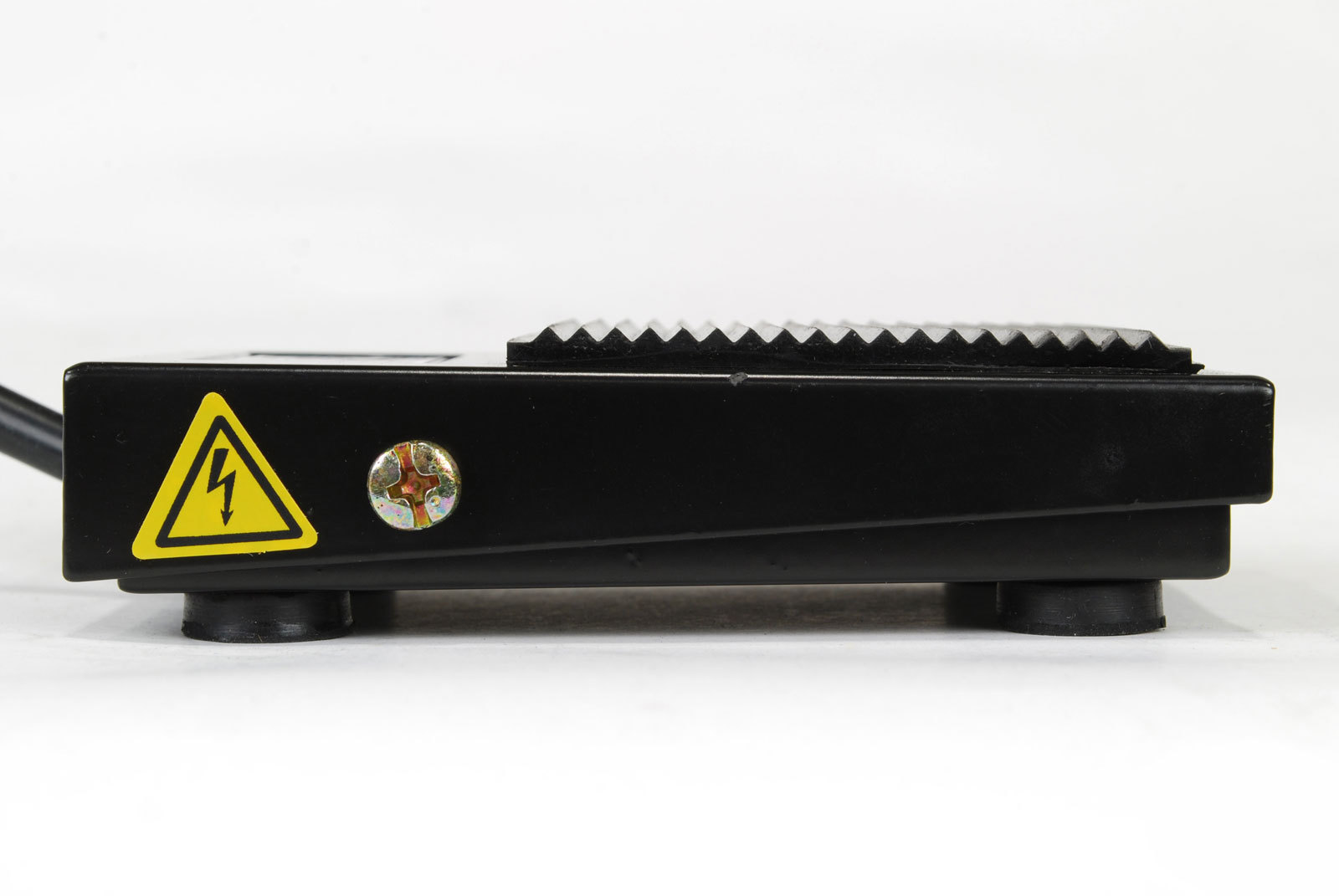 TEMCo Industrial Foot Switch SPDT NO NC Electric Power Pedal Momentary New CNC