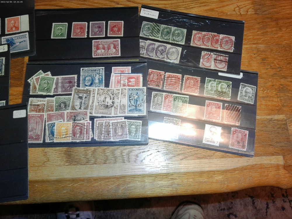 CANADA STAMP LOT USED/MINT