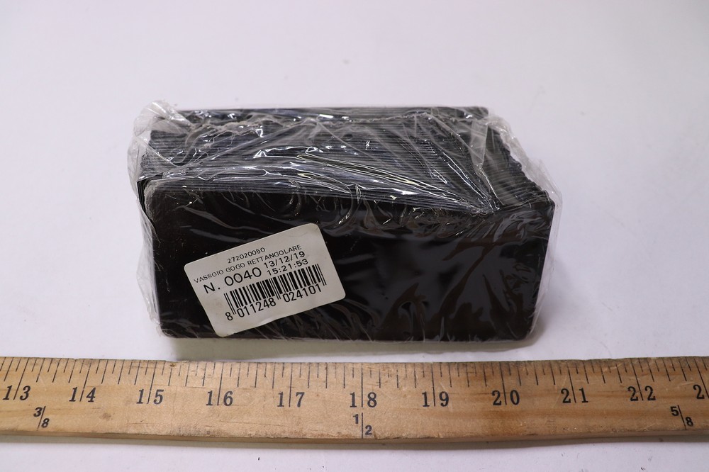 Alcas Rectangular Mono Board Black 14 x 5.5.cm 272020050