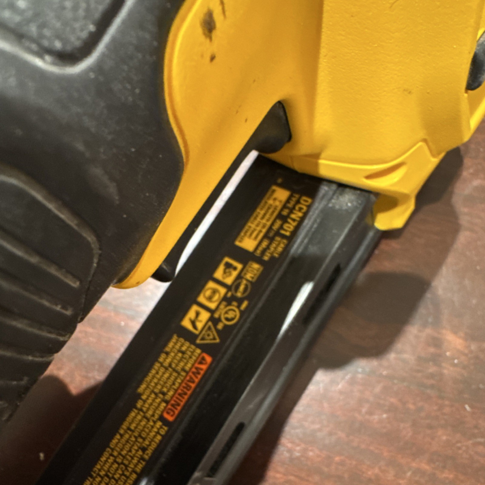 DEWALT DCN701 20V Romex stapler, tool only, no battery