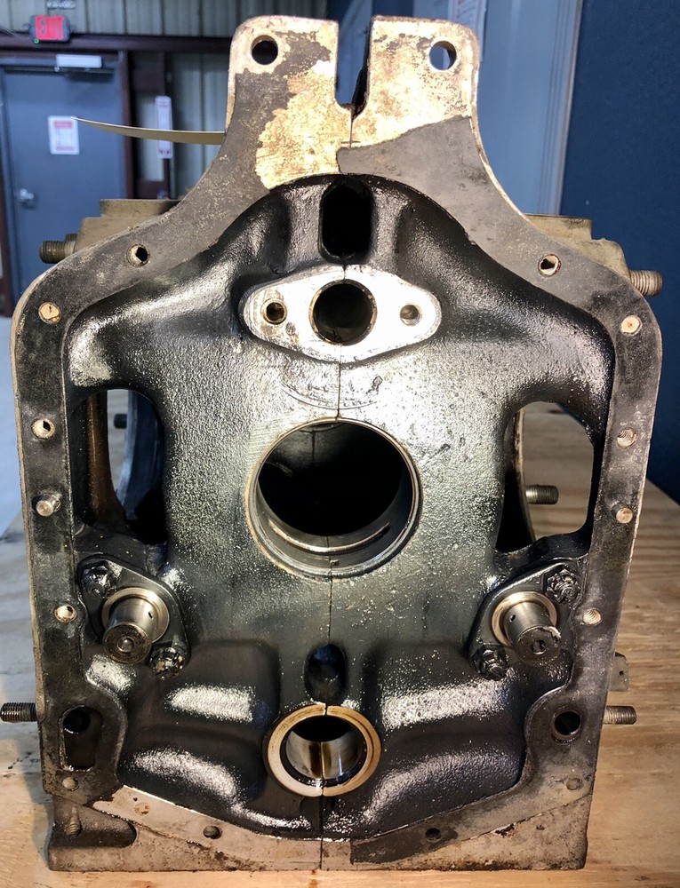 Continental E-225 Engine Crankcase pn 531151 & 531152