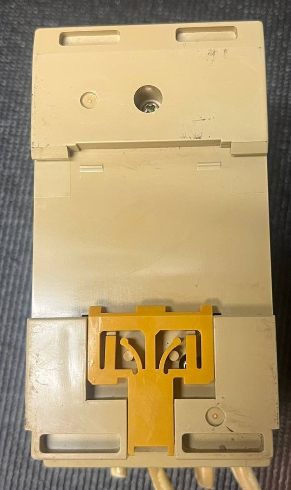 Omron H5F-KB Time Switch