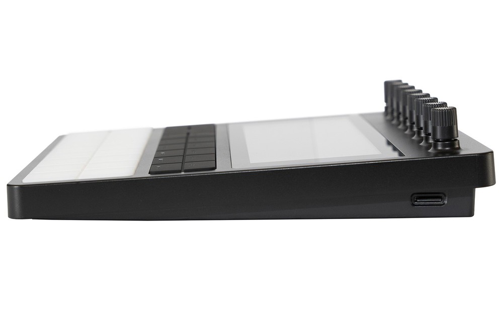 1010music Bento Sampling Production Lab