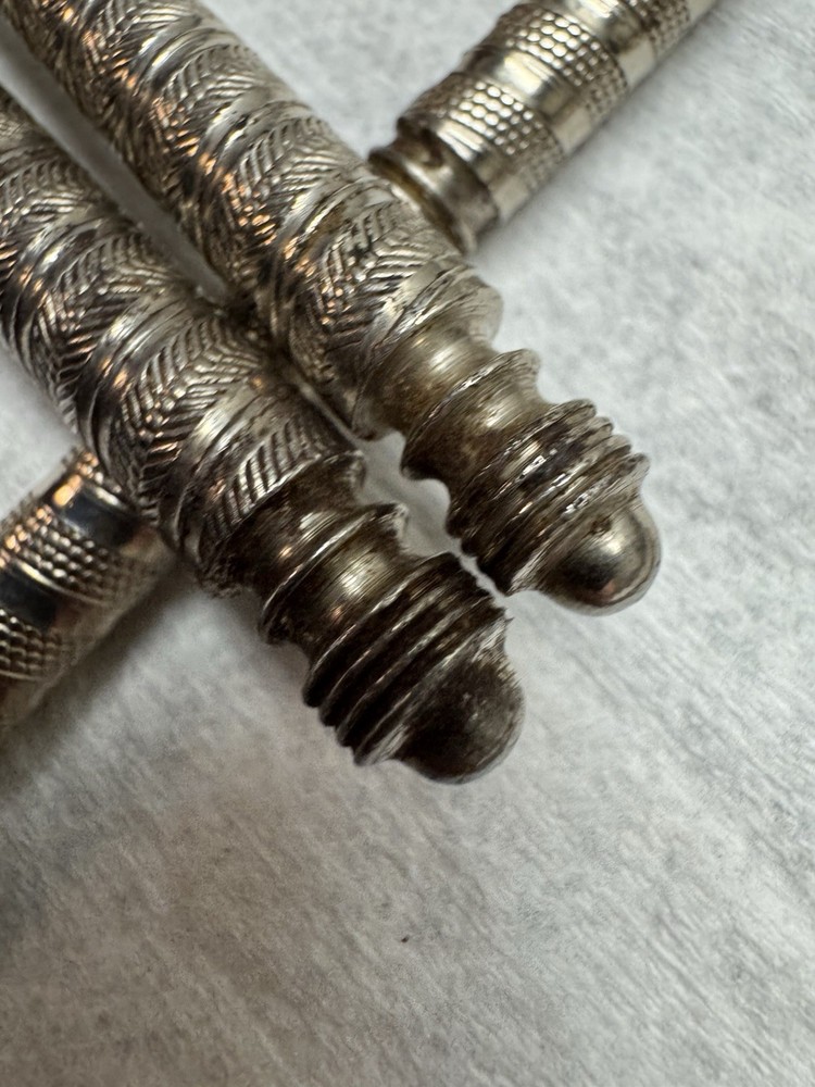 2 Vintage Nutcrackers 1 for parts HMQ