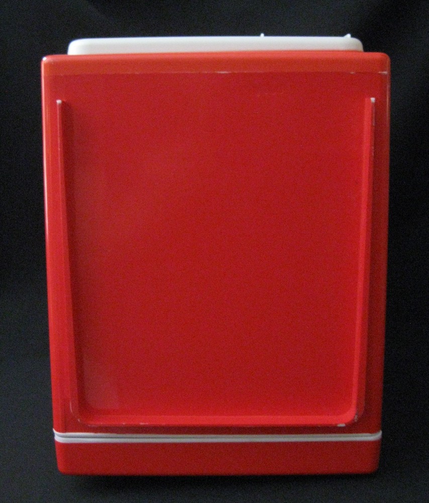 Refreshing Ice Cold Drinks Mini Refrigerator Cold or Hot Coke?? Excellent Cond.