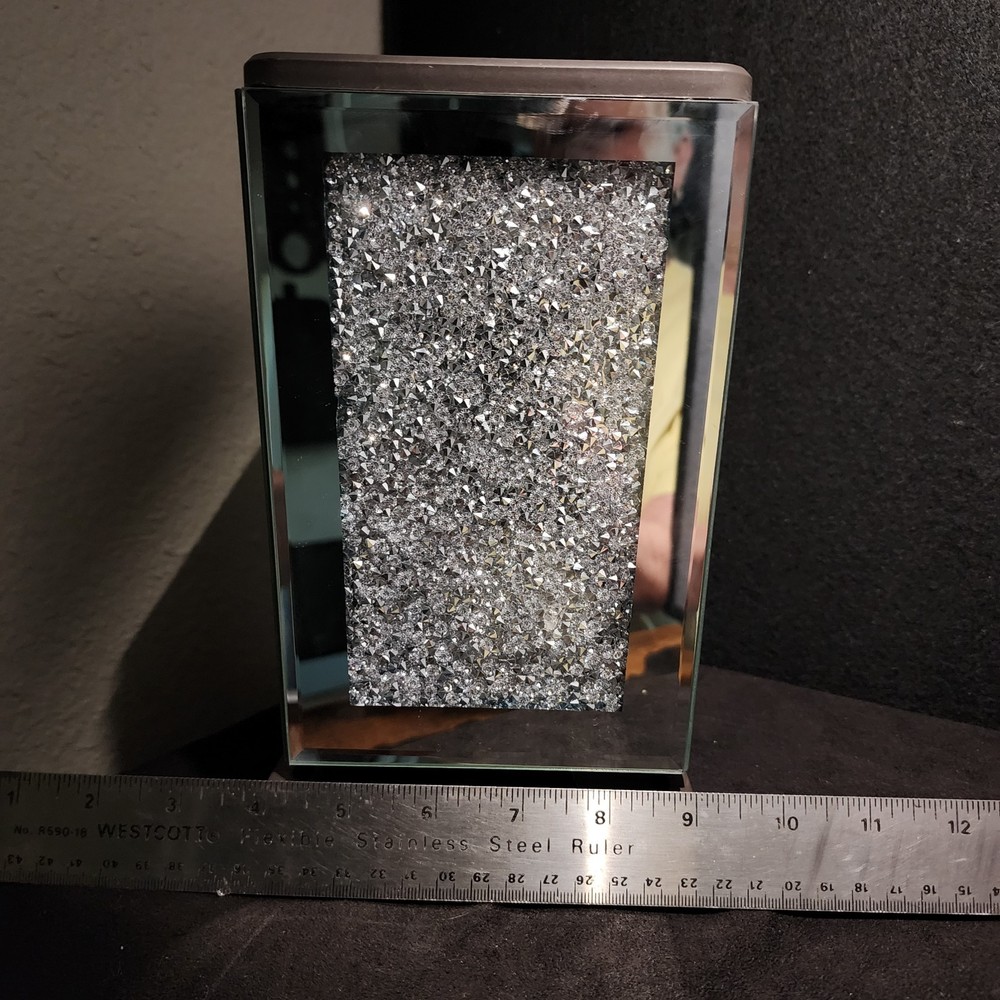 Flower Pot Crushed Diamond Mirrored