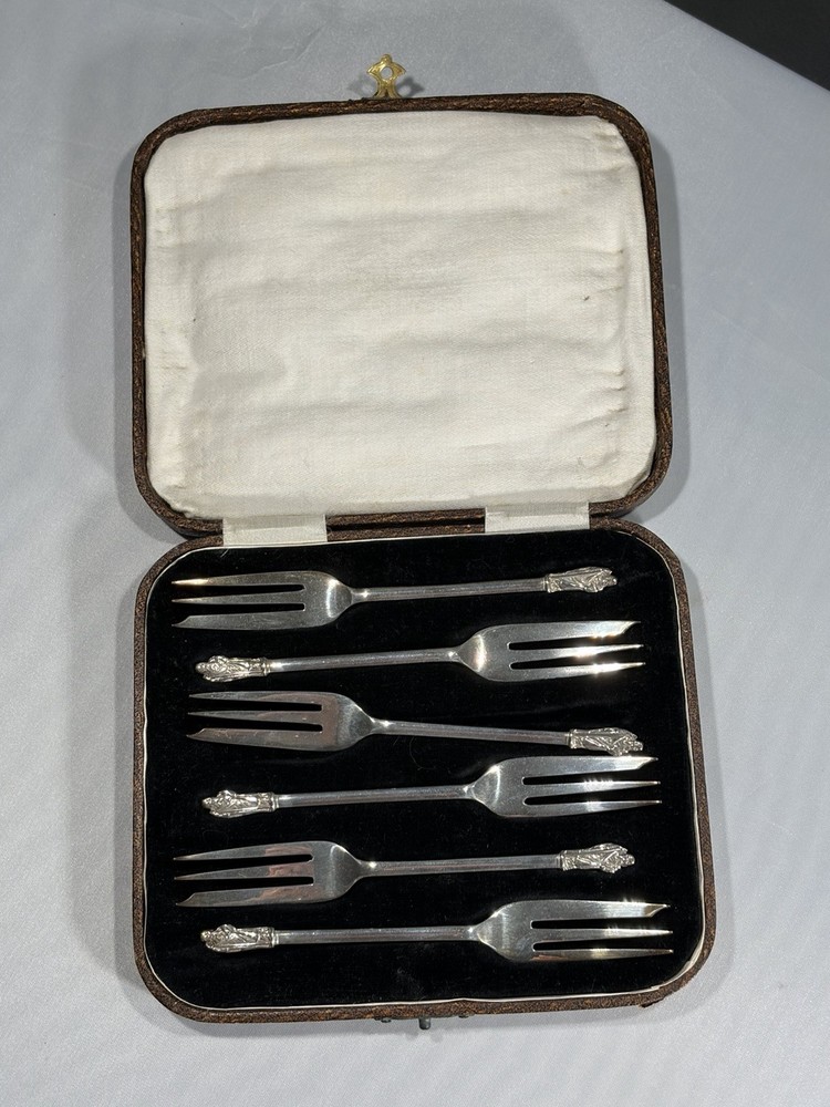 Antique solid silver Apostle Oyster fork set of Presentation Box