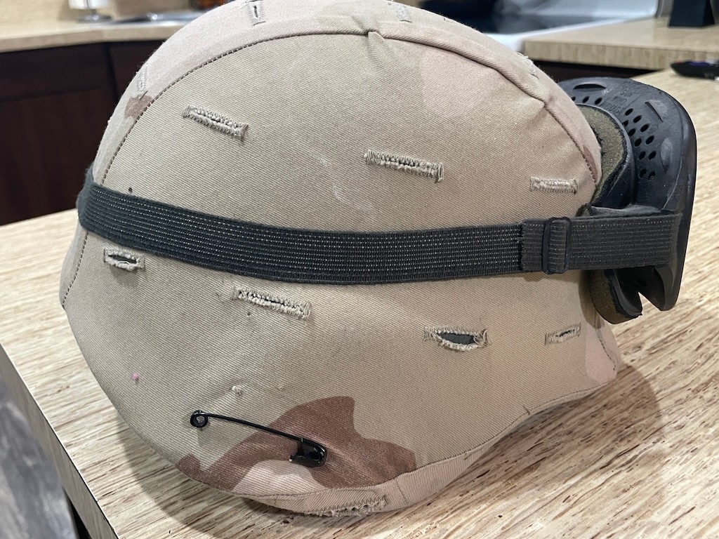 US Gulf War era PASGT Helmet GWOT Chocolate Chip Hat 6 color desert Canteen set